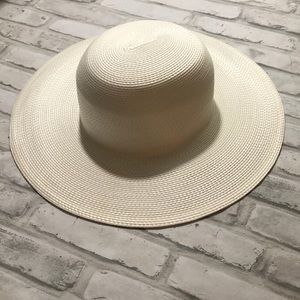 Street Smart by Betmar wide white brimmed hat